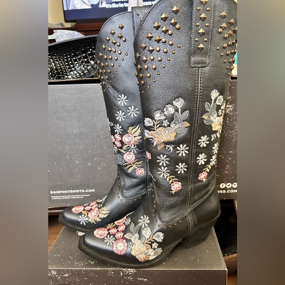 Dingo Cowboy Embroidered Floral Boots size 10 - Picture 2 of 5